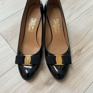 Ferragamo Black Patent Leather Wedge Shoes size 8